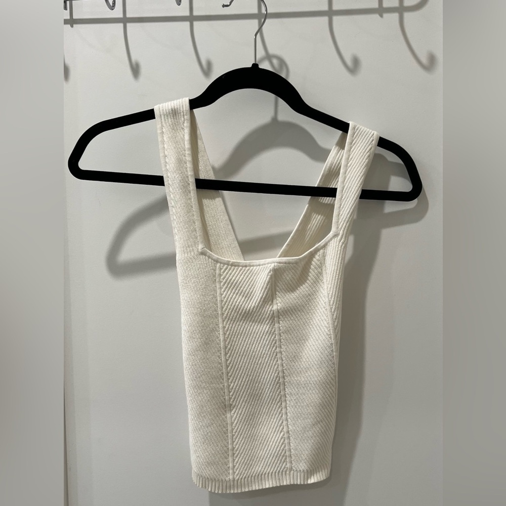 A&F Elevated Ribbed Crossback Tank - Picture 5 of 7